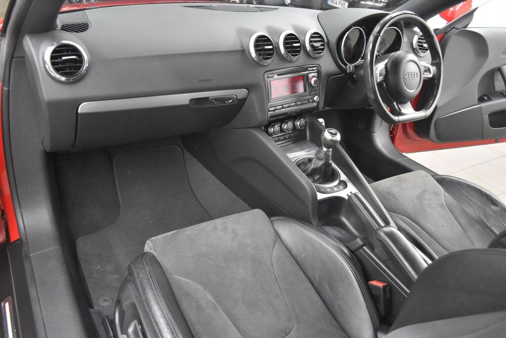 Audi TT 2.0 Tfsi Euro 4 Red #3