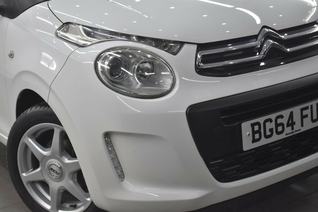 Citroen C1 1.0 Vti Feel Euro 5 Euro 5 BG64FUB White #6