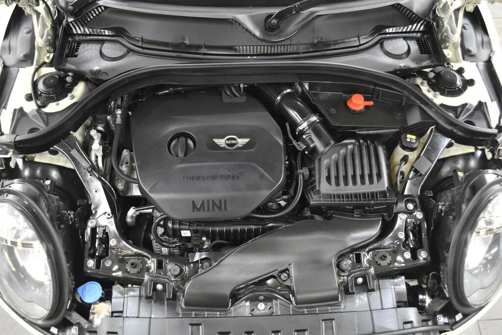 Mini Clubman 1.5 Cooper Euro 6 Ss 6Dr BJ66UKZ White #4