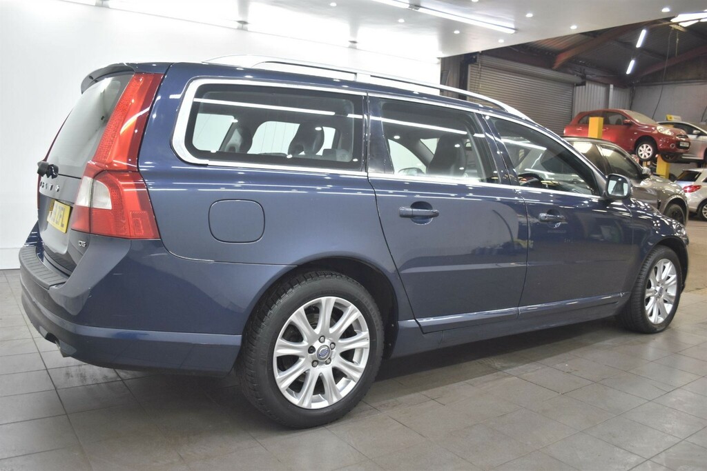 Volvo V70 2.4 D5 Se Lux Geartronic Euro 5 Blue #2