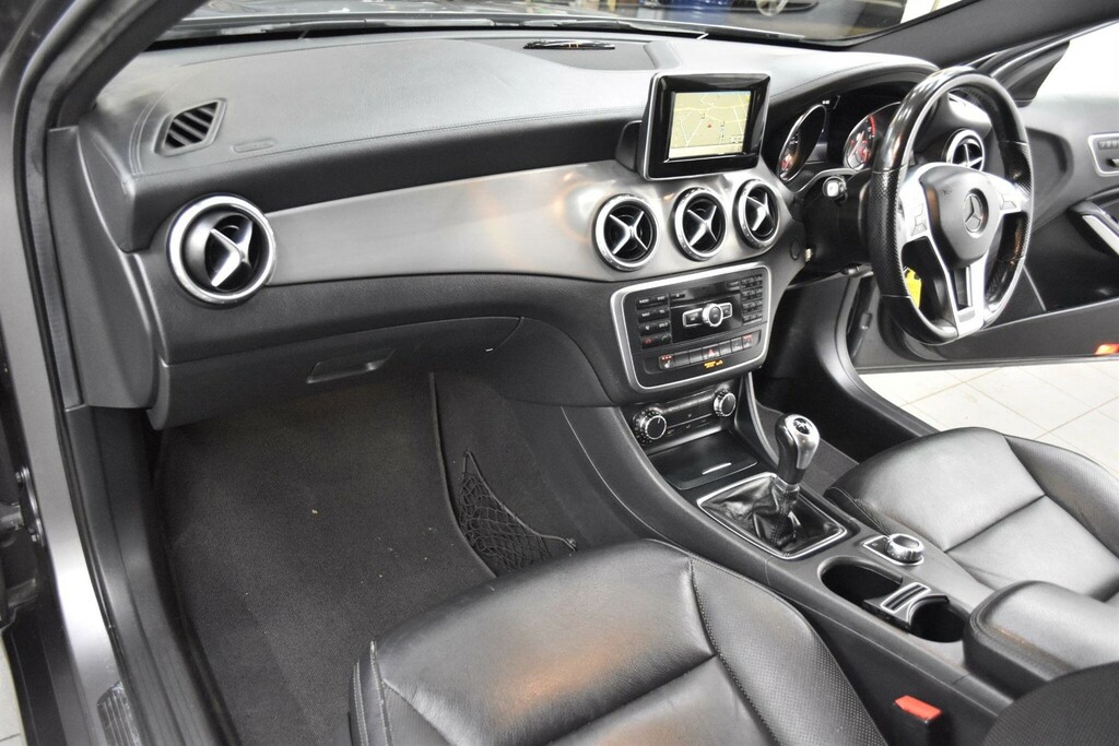 Mercedes-Benz GLA Class 2.1 Cdi Amg Line Euro 6 Ss Grey #3