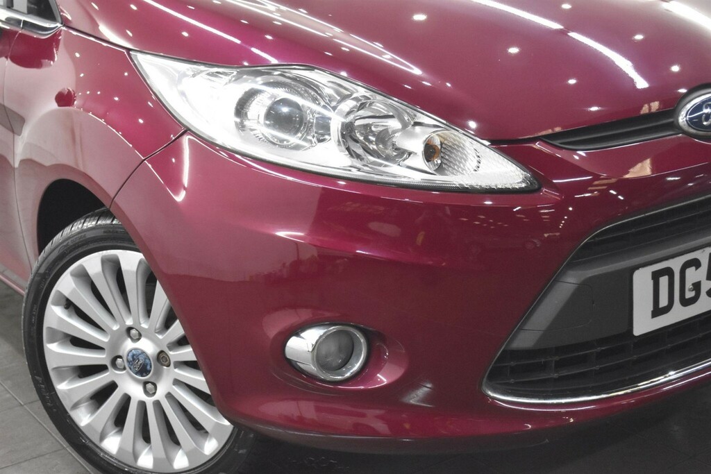 Ford Fiesta 1.6 Titanium Red #6