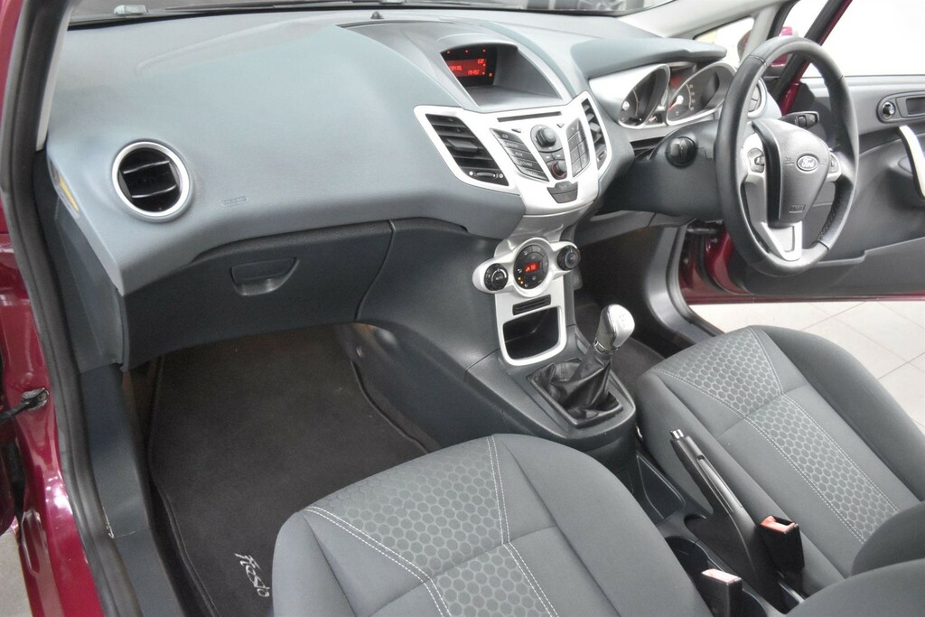 Ford Fiesta 1.6 Titanium Red #3
