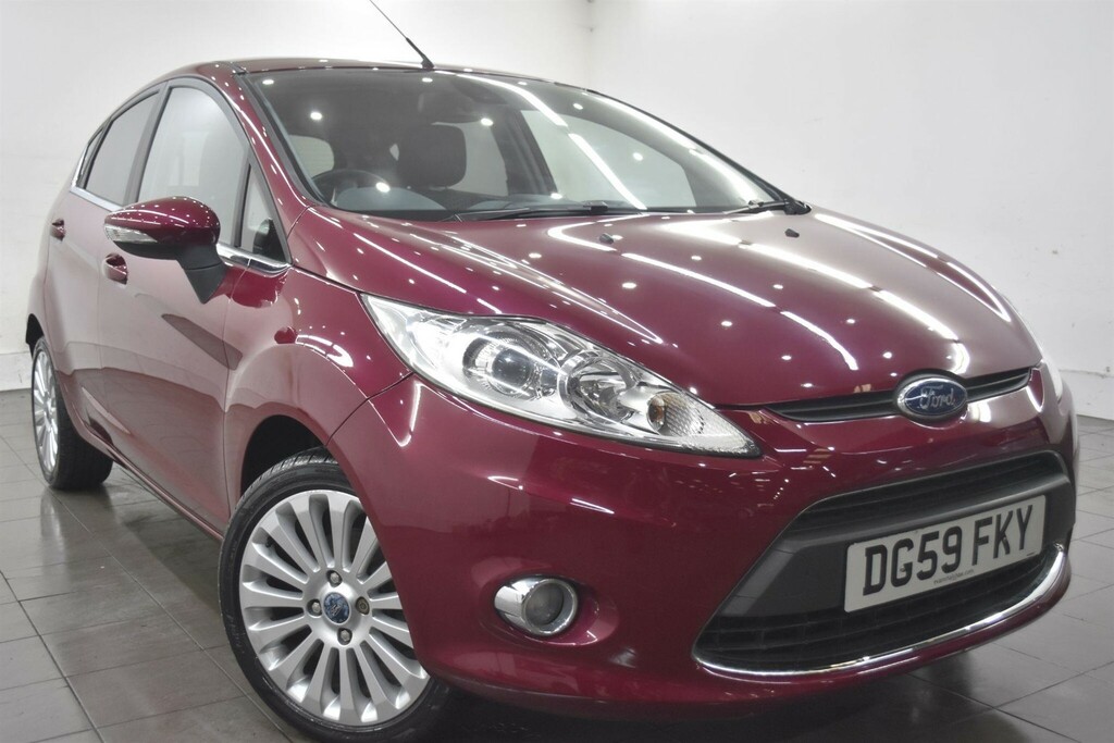 Ford Fiesta 1.6 Titanium Red #5