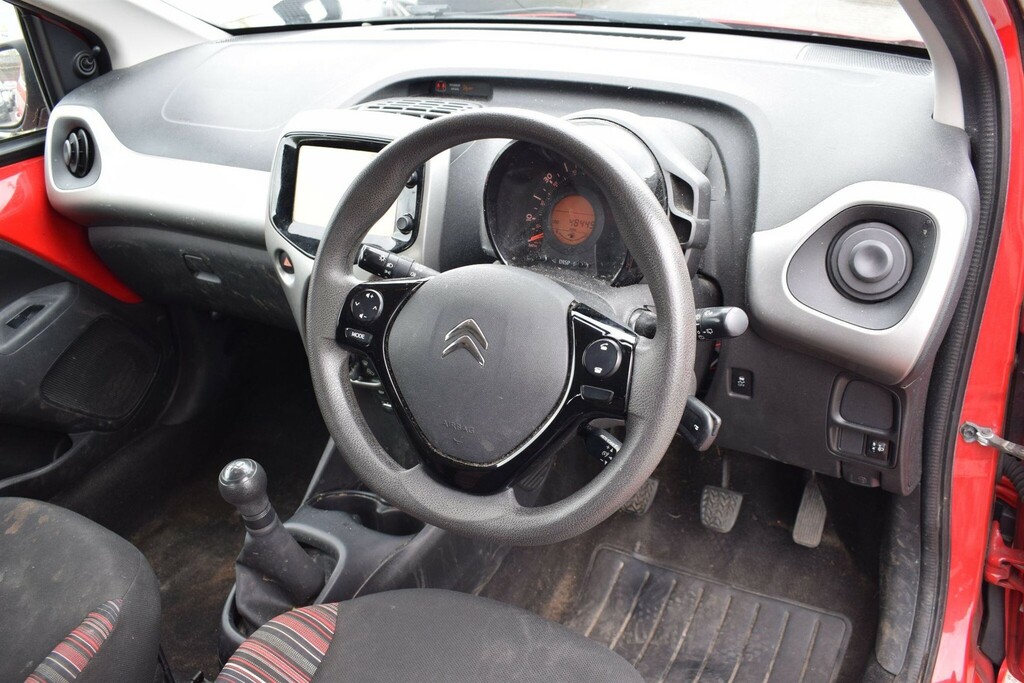 Citroen C1 1.2 Puretech Feel Euro 6 CP16KVL Red #3
