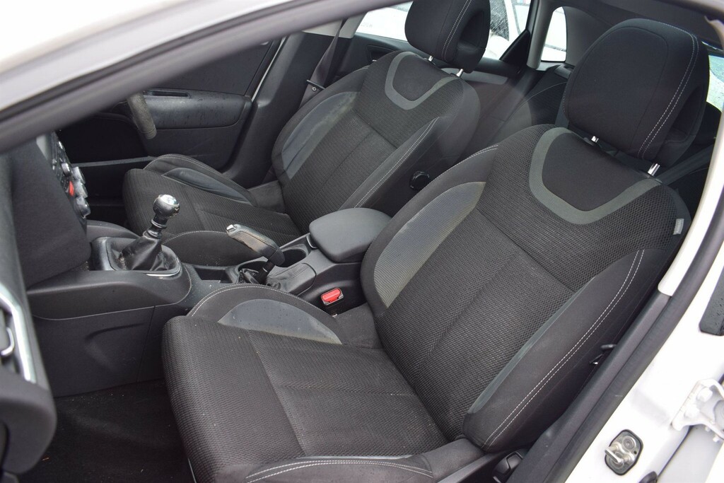 Citroen C4 1.6 Hdi Selection Euro 5 White #4