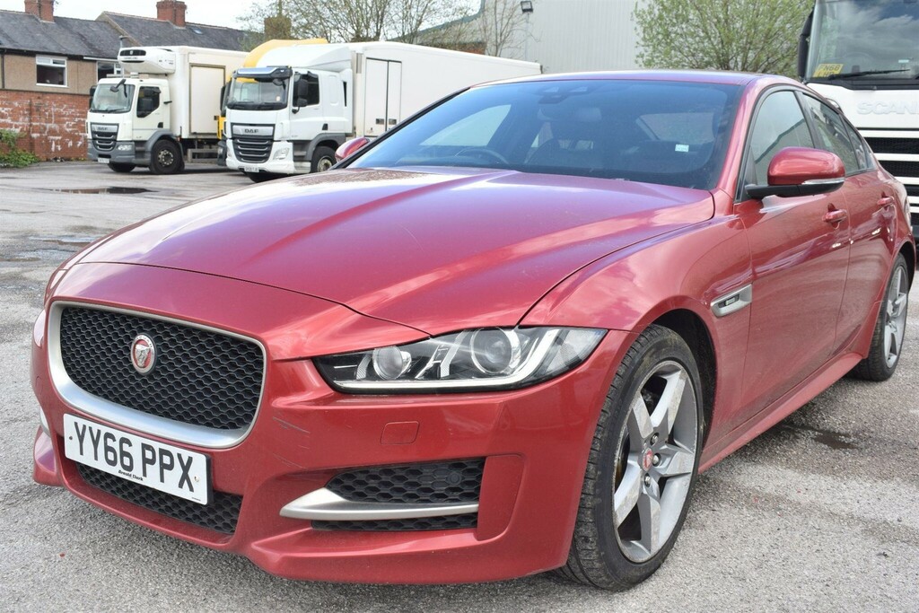 Jaguar XE 2.0D R-sport Euro 6 Ss Red #5