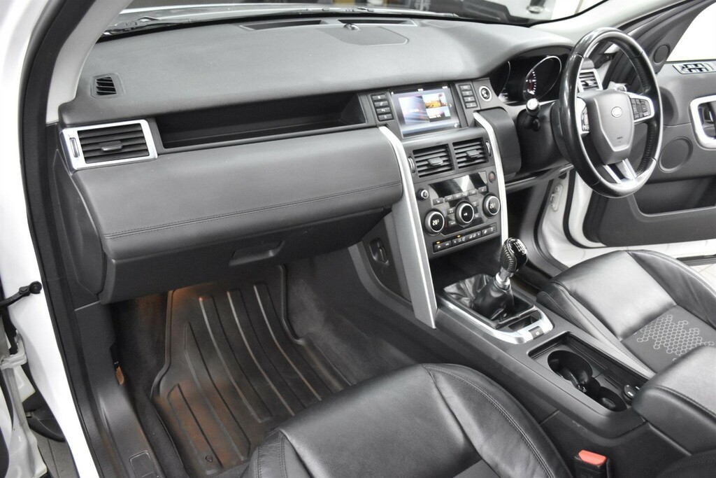 Land Rover Discovery Sport 2.0 Td4 Se 4Wd Euro 6 Ss 5 Seat GD65RBX White #3