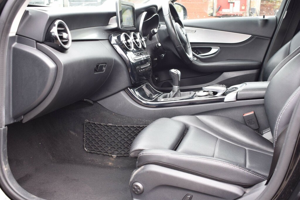 Mercedes-Benz C Class 1.6 D Sport Euro 6 Ss Black #4
