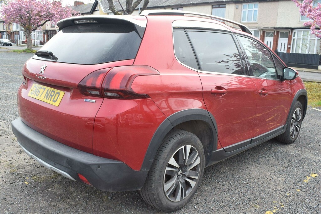 Peugeot 2008 1.2 Puretech Allure Euro 6 GN67NRO Red #2