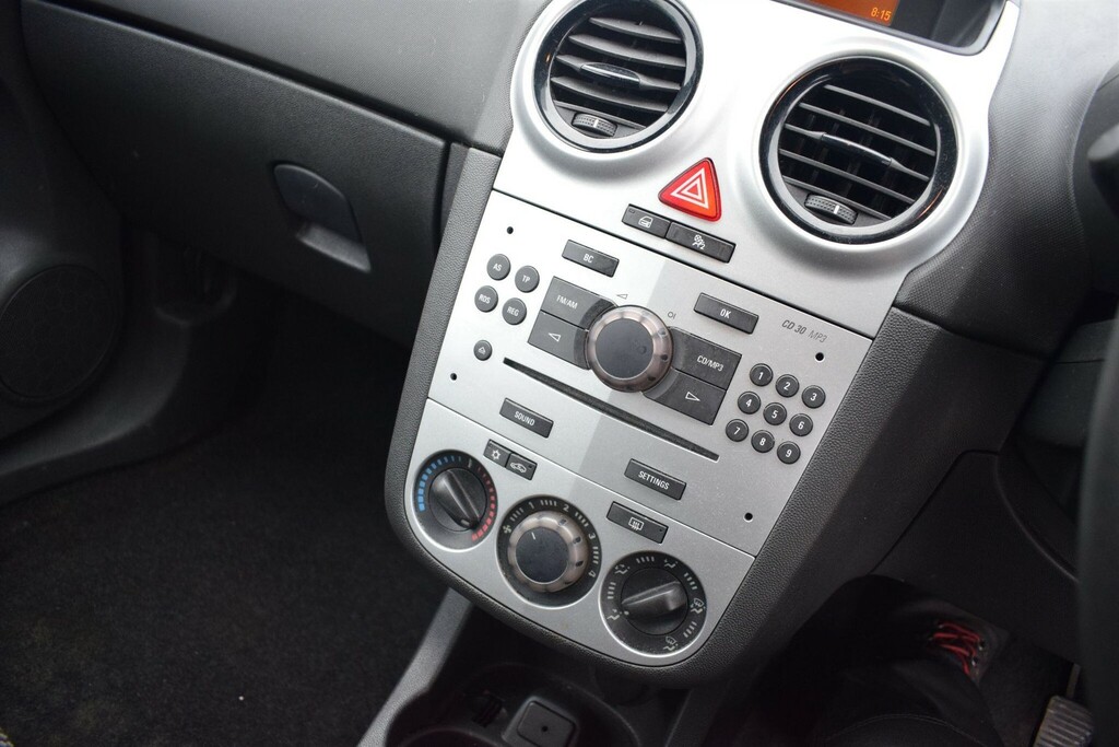 Vauxhall Corsa 1.2 16V Excite Euro 5 Ac CY11FKA Silver #4