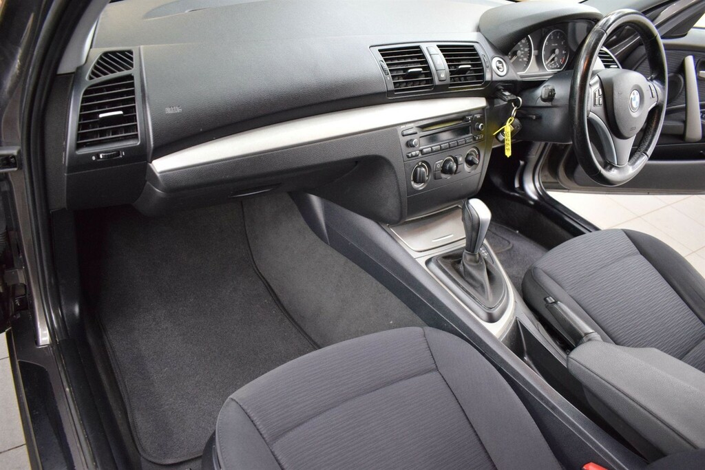 BMW 1 Series 2.0 118I Steptronic Euro 4 Brown #3