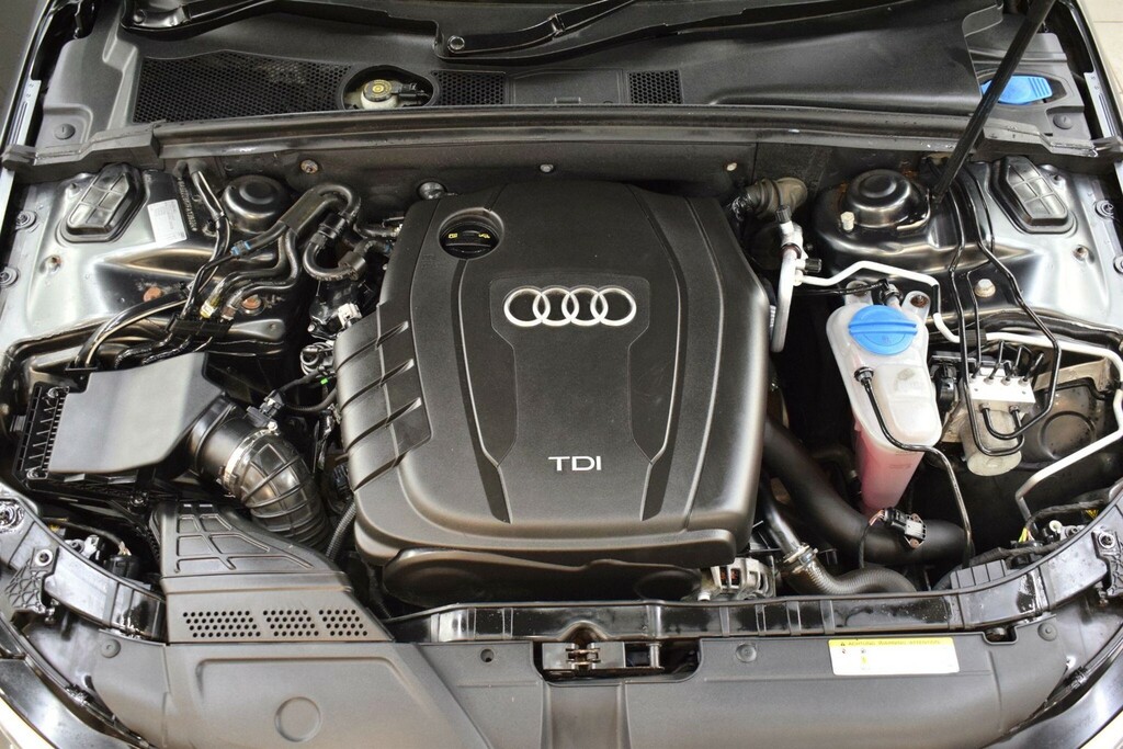 Audi A4 2.0 Tdi Black Edition Plus Euro 5 Ss SM15KYY Grey #4