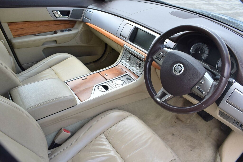 Jaguar XF 2.7D V6 Luxury Euro 4 Blue #3