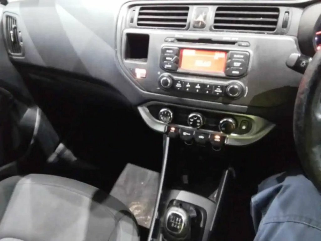 Kia RIO 2 Black #3