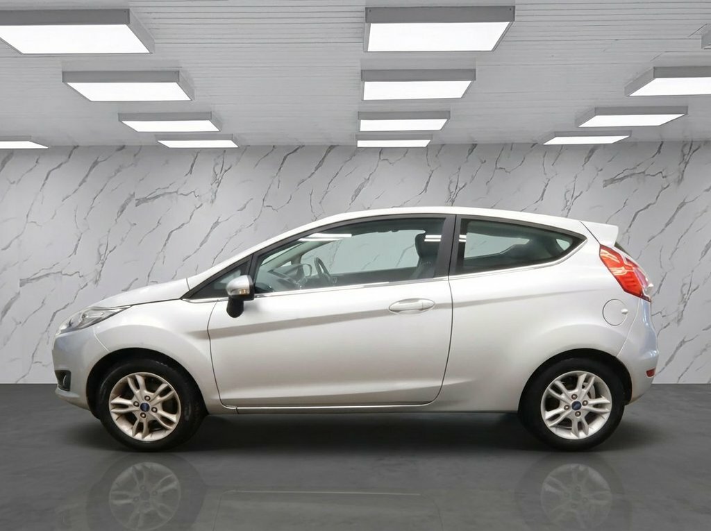 Ford Fiesta 1.3L Zetec AJ15YOK Silver #5