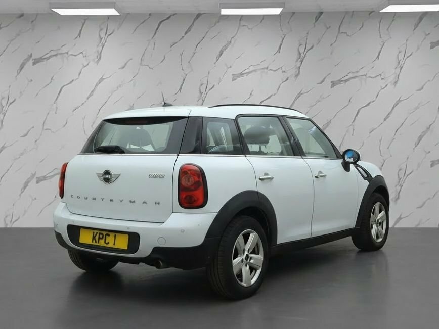 Mini Countryman 1.6L Cooper FY64ZGU White #4