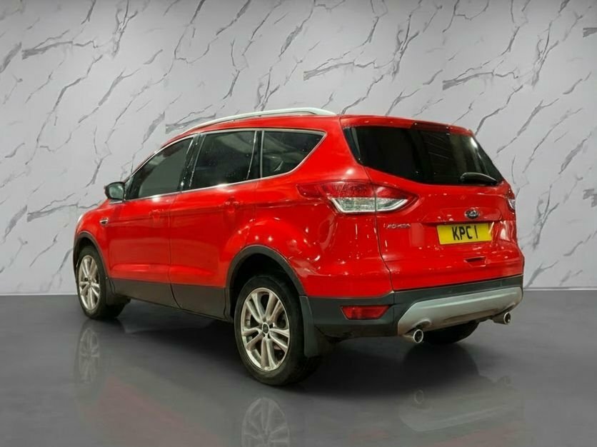 Ford Kuga 2L Titanium X SW64GXT Red #2