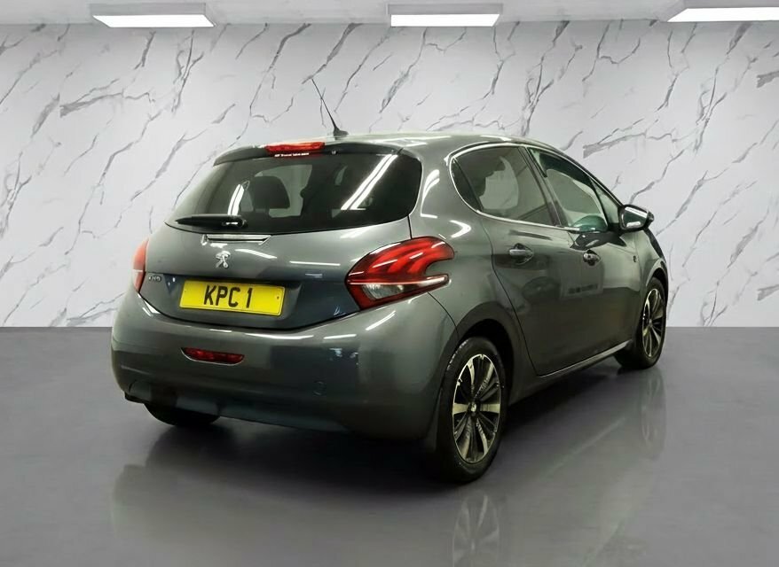 Peugeot 208 1.2L Tech Edition NJ69JWD Grey #4
