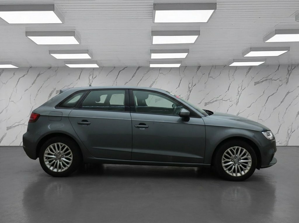Audi A3 1.6L Se Technik CN67XMR Grey #6