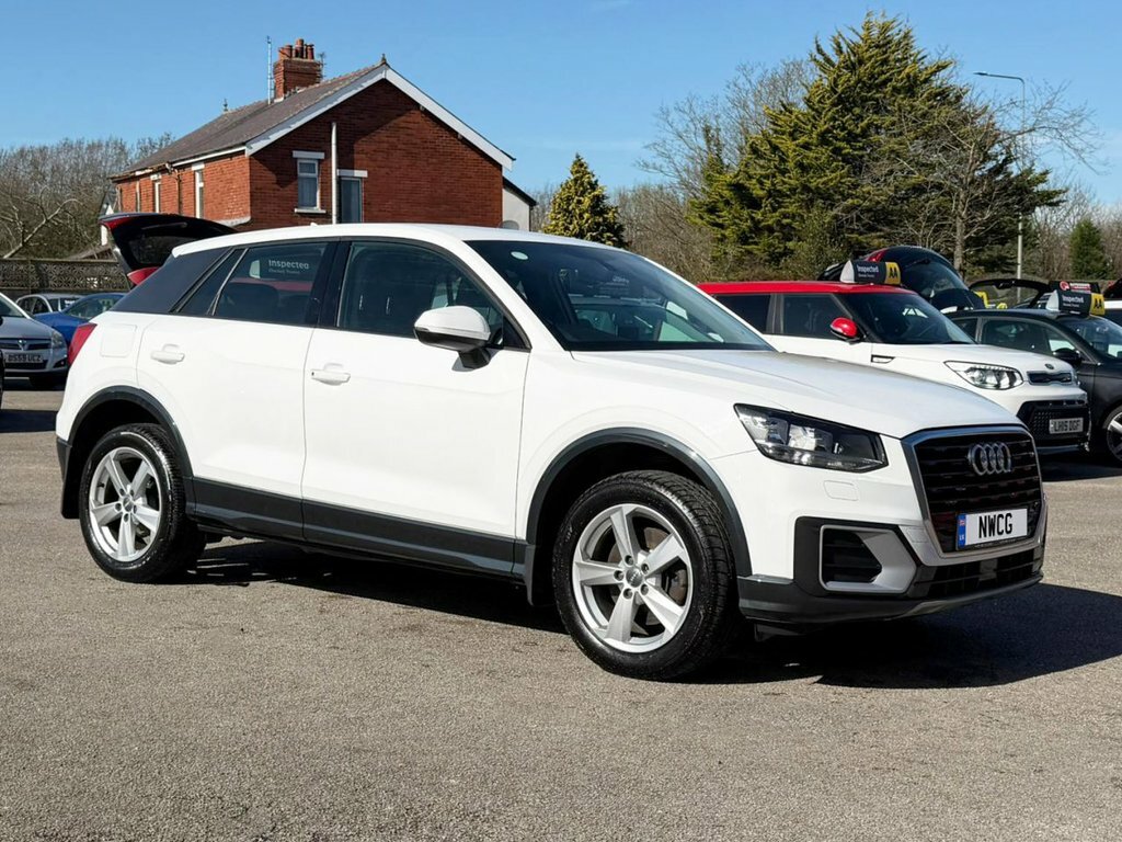 Audi Q2 Suv BK18EEP White #2
