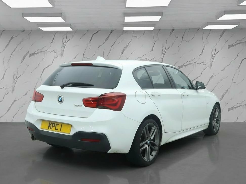 BMW 1 Series 2L M Sport SL17VYD White #4