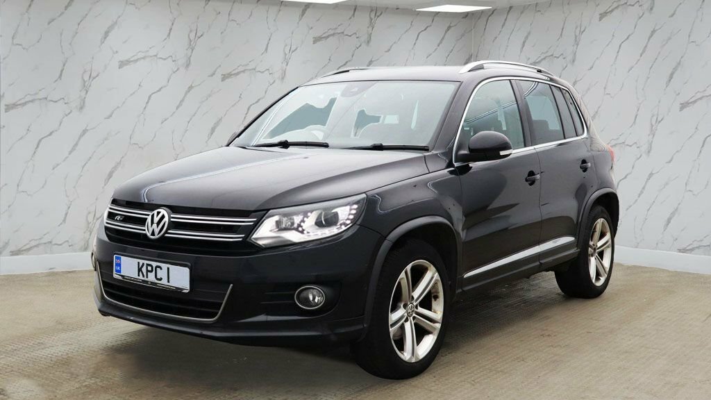 Volkswagen Tiguan 2L R-line Edition JC54BUR Black #2