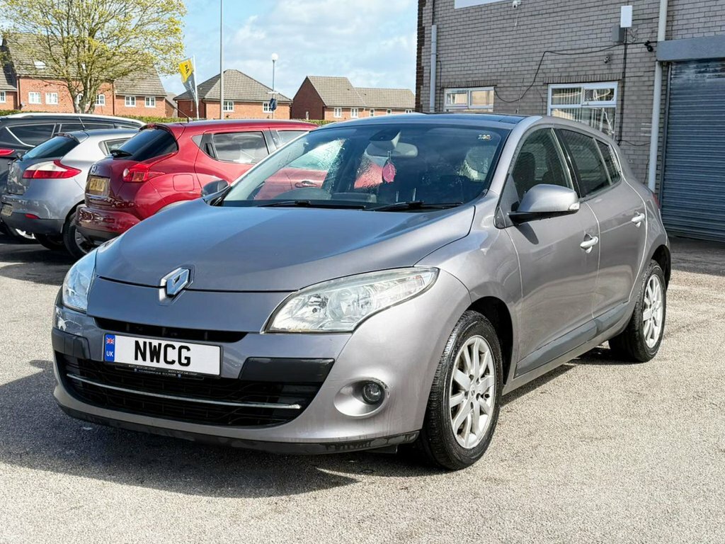 Renault Megane 1.9L Privilege Tomtom LS60VJN Grey #4