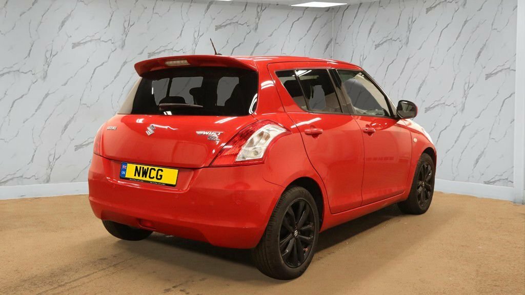 Suzuki Swift 1.2L Sz-l KR16AHU Red #5