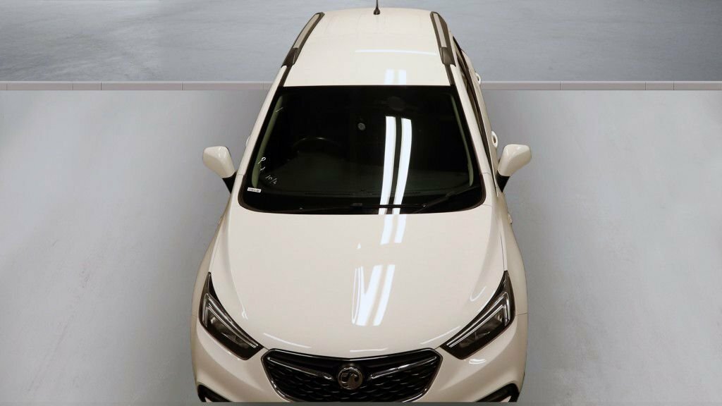 Vauxhall Mokka X 1.4L Design Nav DO19OUG White #2