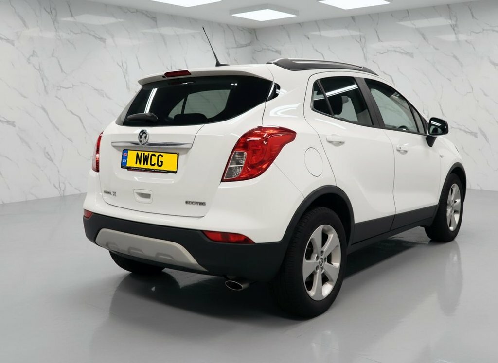 Vauxhall Mokka X 1.4L Design Nav DO19OUG White #6