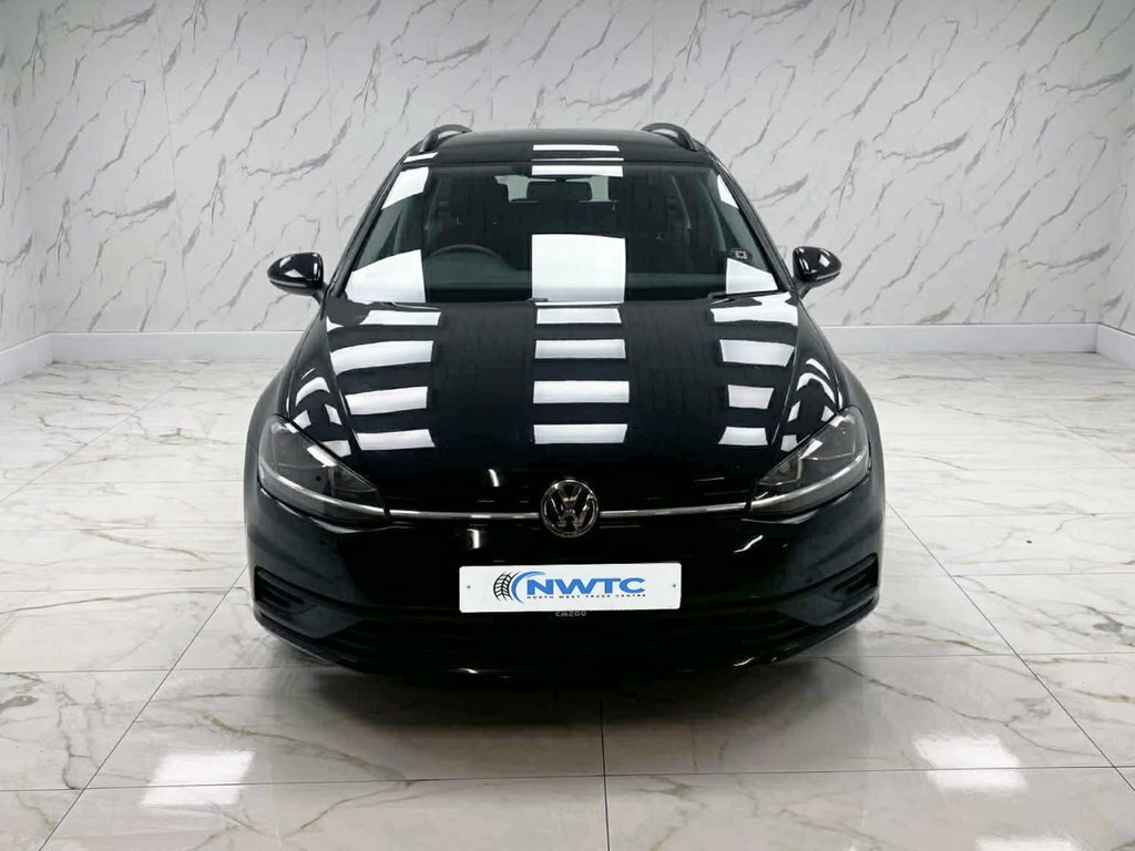Volkswagen Golf 1.6L S FD67FUV Black #3