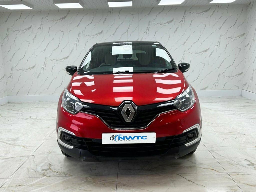 Renault Captur 0.9L Iconic HT19EFH Red #3