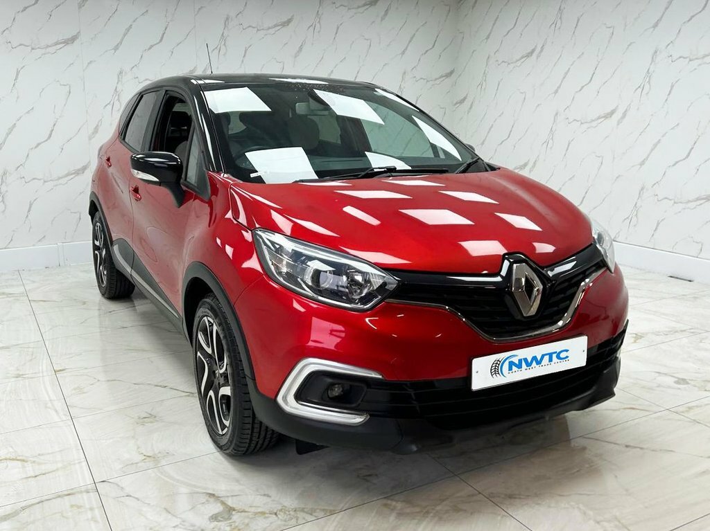 Renault Captur 0.9L Iconic HT19EFH Red #2