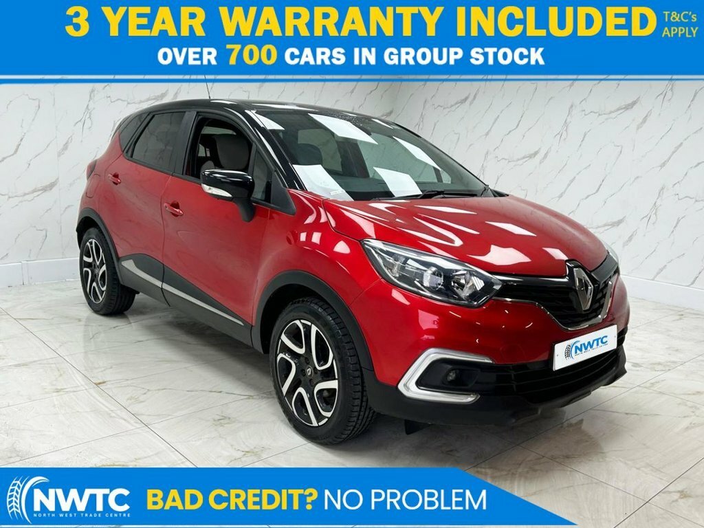 Renault Captur 0.9L Iconic Red