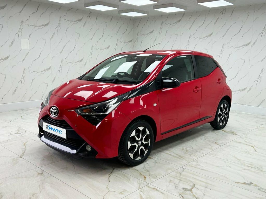 Toyota Aygo 1L X-trend FA19VJU Red #5