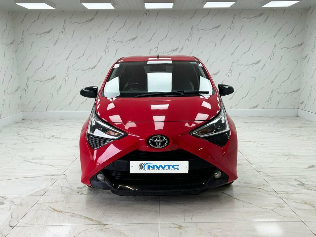 Toyota Aygo 1L X-trend FA19VJU Red #3