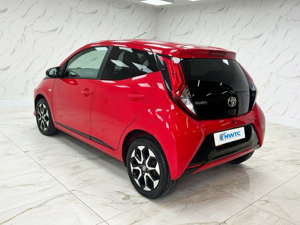 Toyota Aygo 1L X-trend FA19VJU Red #6