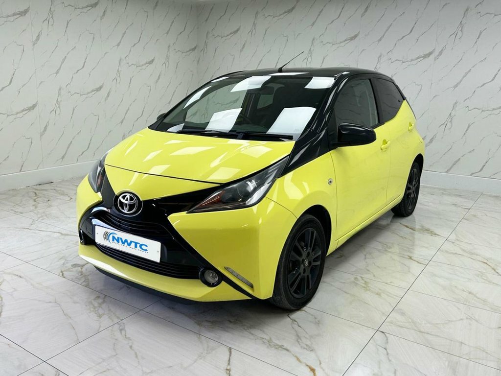Toyota Aygo 1L X-cite 3 SL66DPN Yellow #4