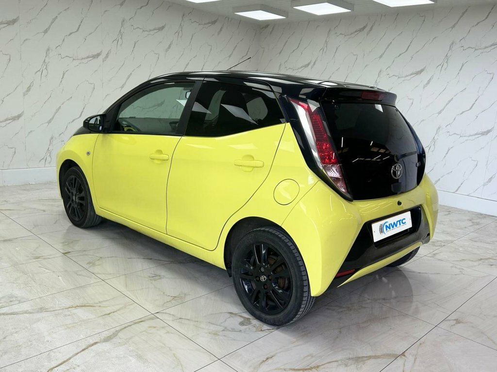 Toyota Aygo 1L X-cite 3 SL66DPN Yellow #6