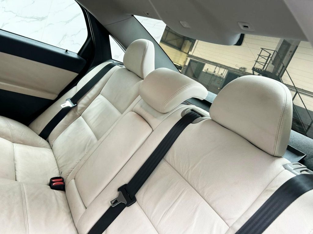 Volvo S40 Drive 115 Se Lux Edition Black #17