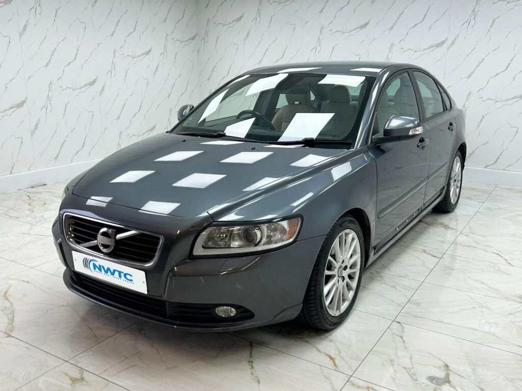 Volvo S40 1.6L Se Lux Edition Grey #4