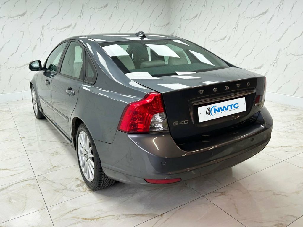 Volvo S40 Drive 115 Se Lux Edition Black #7