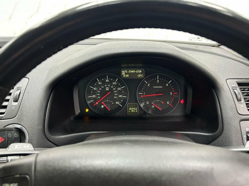 Volvo S40 Drive 115 Se Lux Edition Black #13