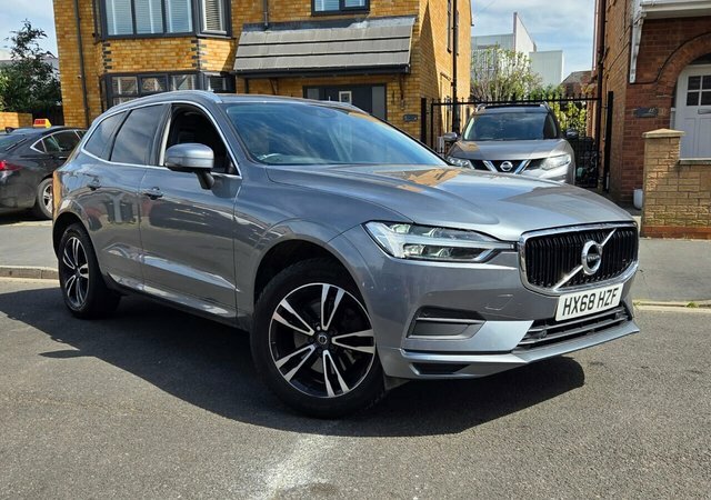 Volvo XC60 2.0 D4 Momentum Suv Awd Euro 6 S Grey