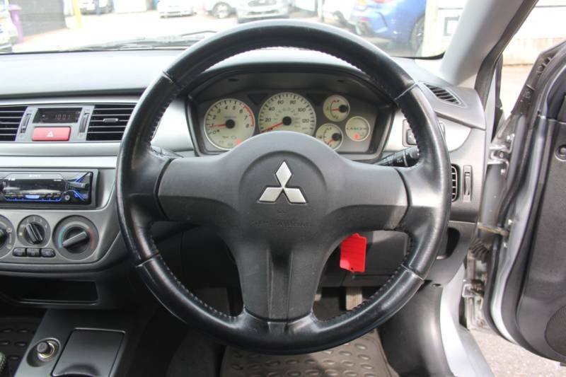 Mitsubishi Lancer Lancer Equippe Silver #3