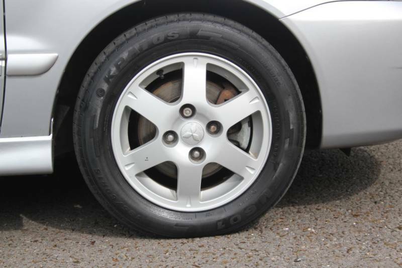 Mitsubishi Lancer Lancer Equippe Silver #12