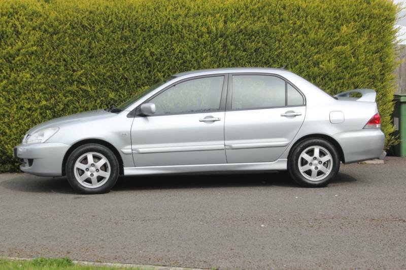 Mitsubishi Lancer Lancer Equippe Silver #10