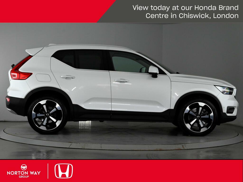 Volvo XC40 Inscription Pro T5 Plug-in Hybrid Fwd KR21SYG White #3