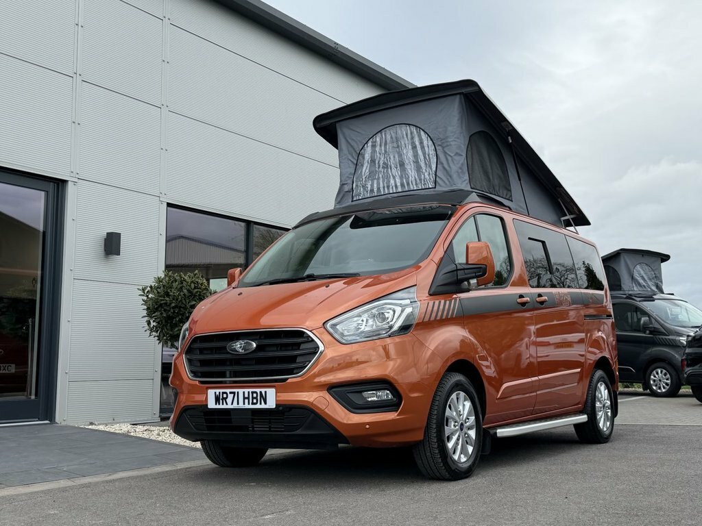 Ford Transit Custom 2L Limited Orange